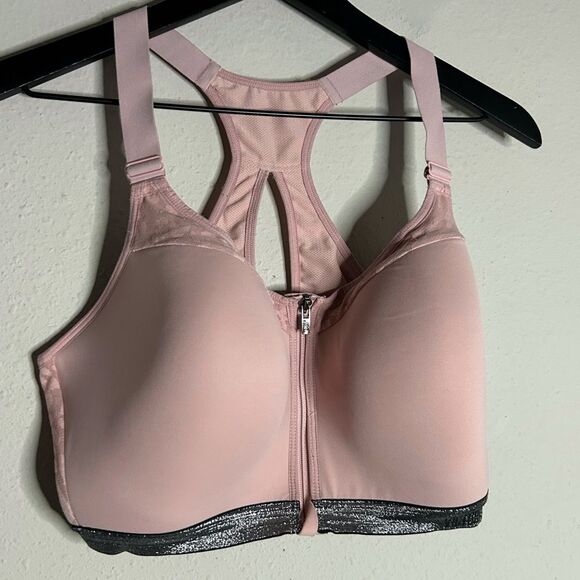 Victoria Secret Sport Incredible Lightweight Max Front Close Sports Bra - Picture 4 of 12